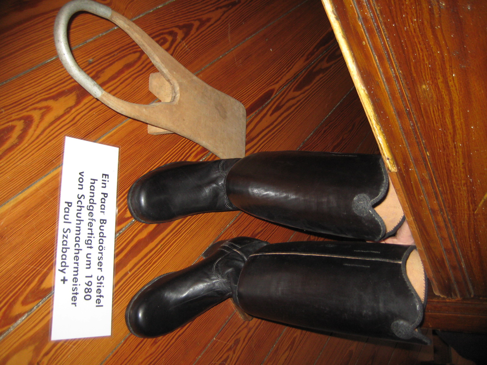 Ein paar Budaörser Stiefel handgefertigt um 1980